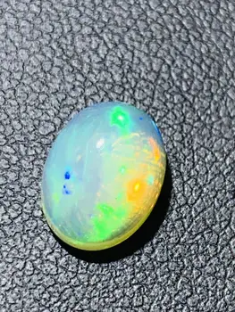 Čistě přírodní opál může být vykládané prsteny nebo přívěsky 1-3 karátů barevné lesk oválný příslušenství gem šperky bague sieraden